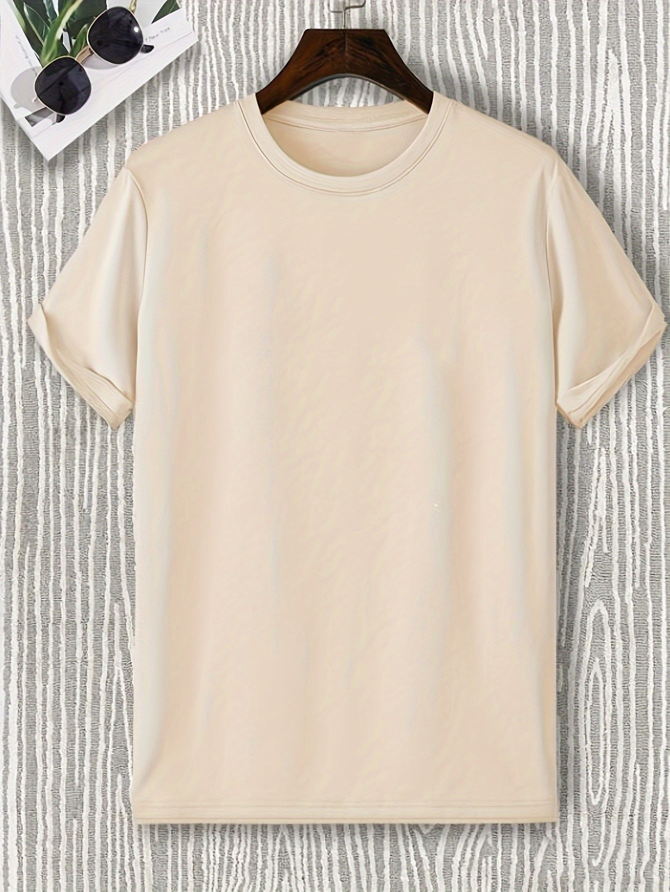 ANGEL Men's Graphic Design Crew Neck Active T-shirt, Comfy Tee