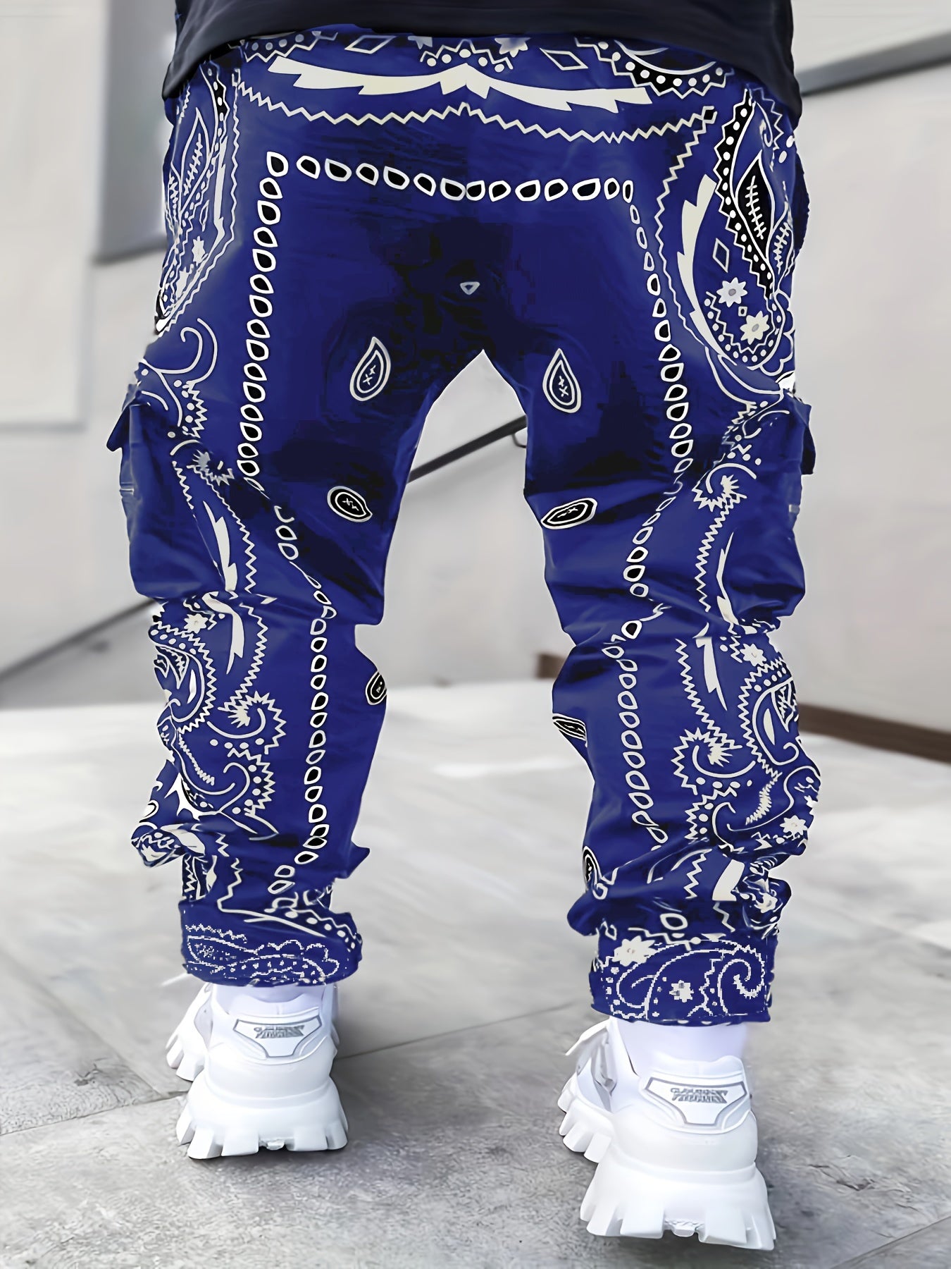 Mens Stylish Paisley Cargo Joggers - Comfortable Graphic Print