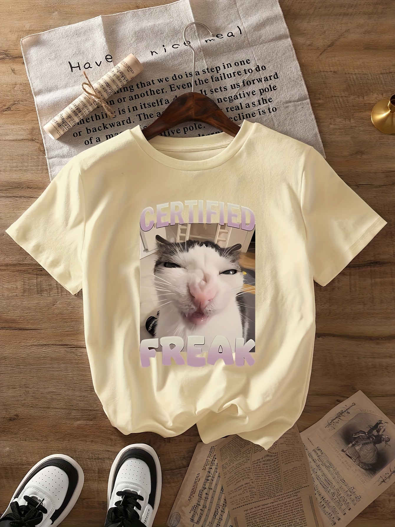 Women's Cat Graphic Tee - Casual Short Sleeve Crew Neck Top