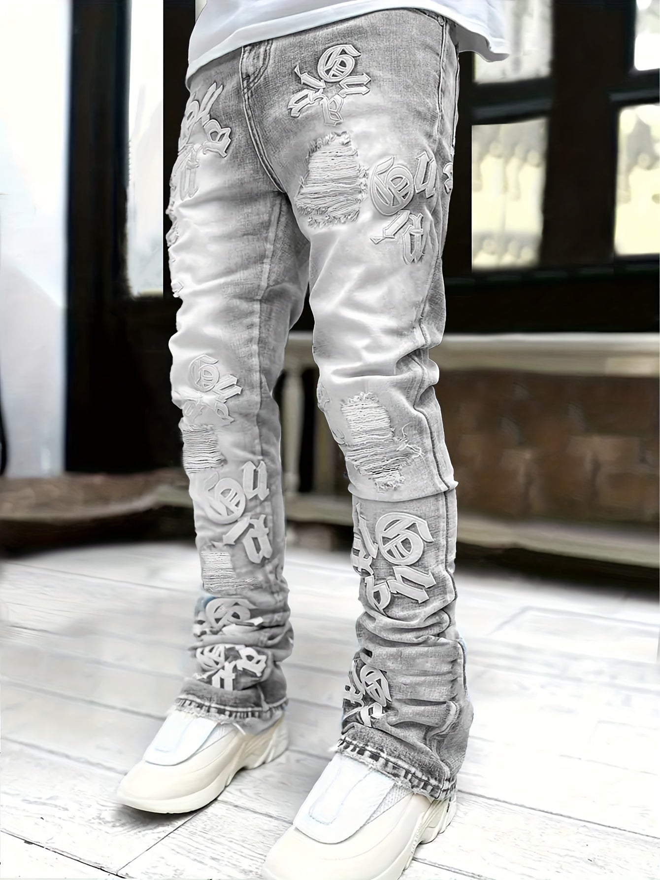 Men's Fashion Denim Jeans, Loose Fit, Non-Stretch Cotton Blend, Regular Length Pants with Distressed Detail