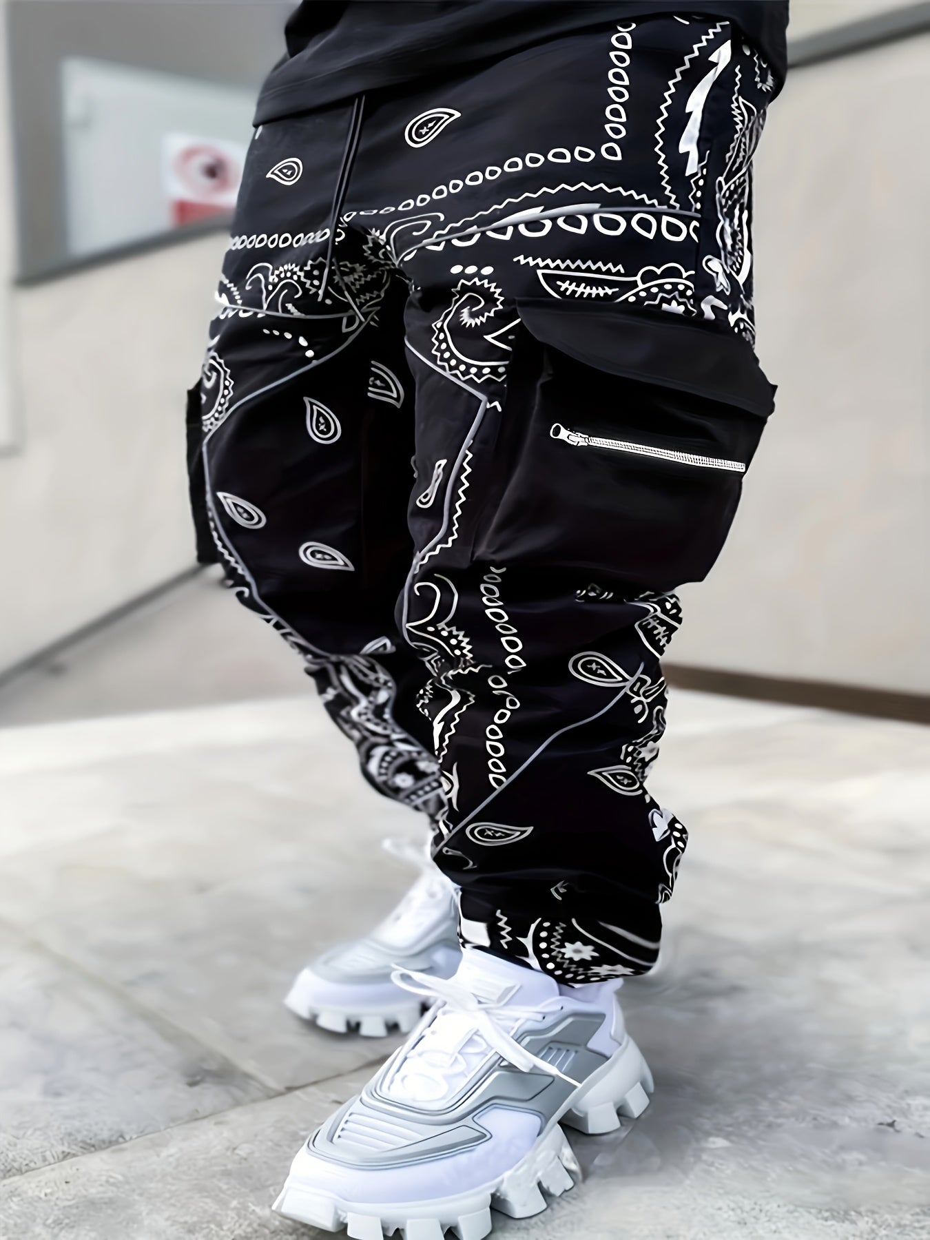 Mens Stylish Paisley Cargo Joggers - Comfortable Graphic Print