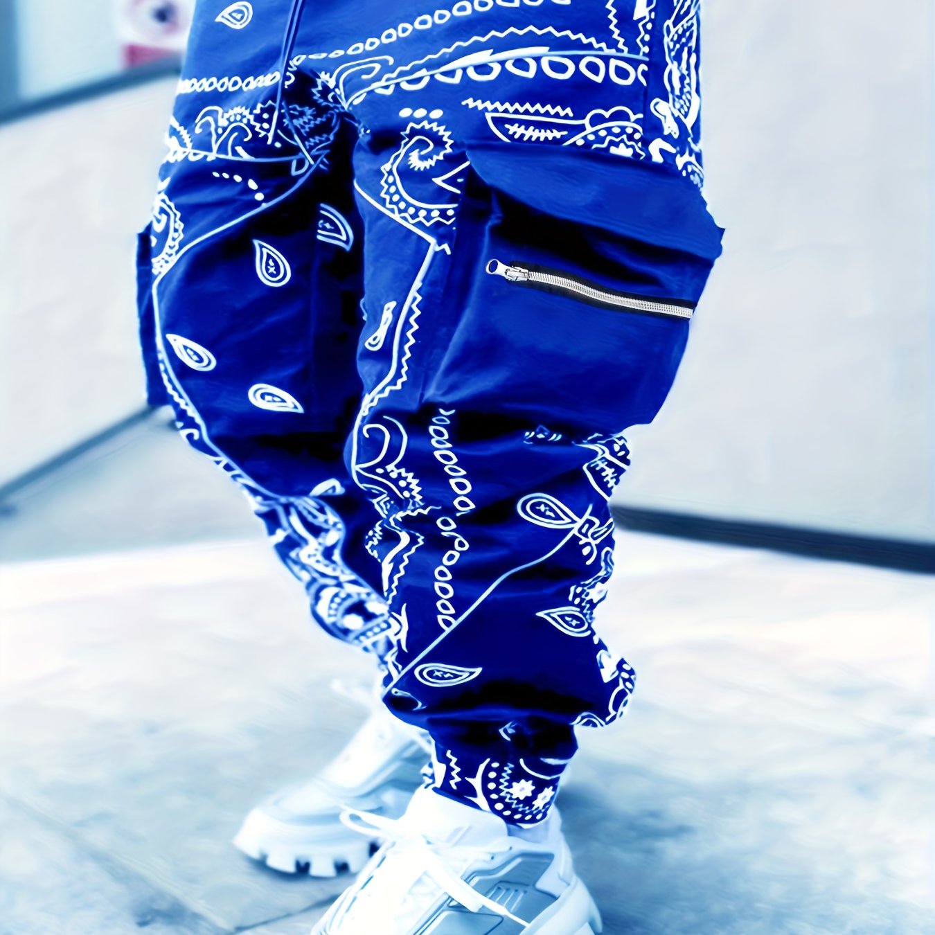 Mens Stylish Paisley Cargo Joggers - Comfortable Graphic Print