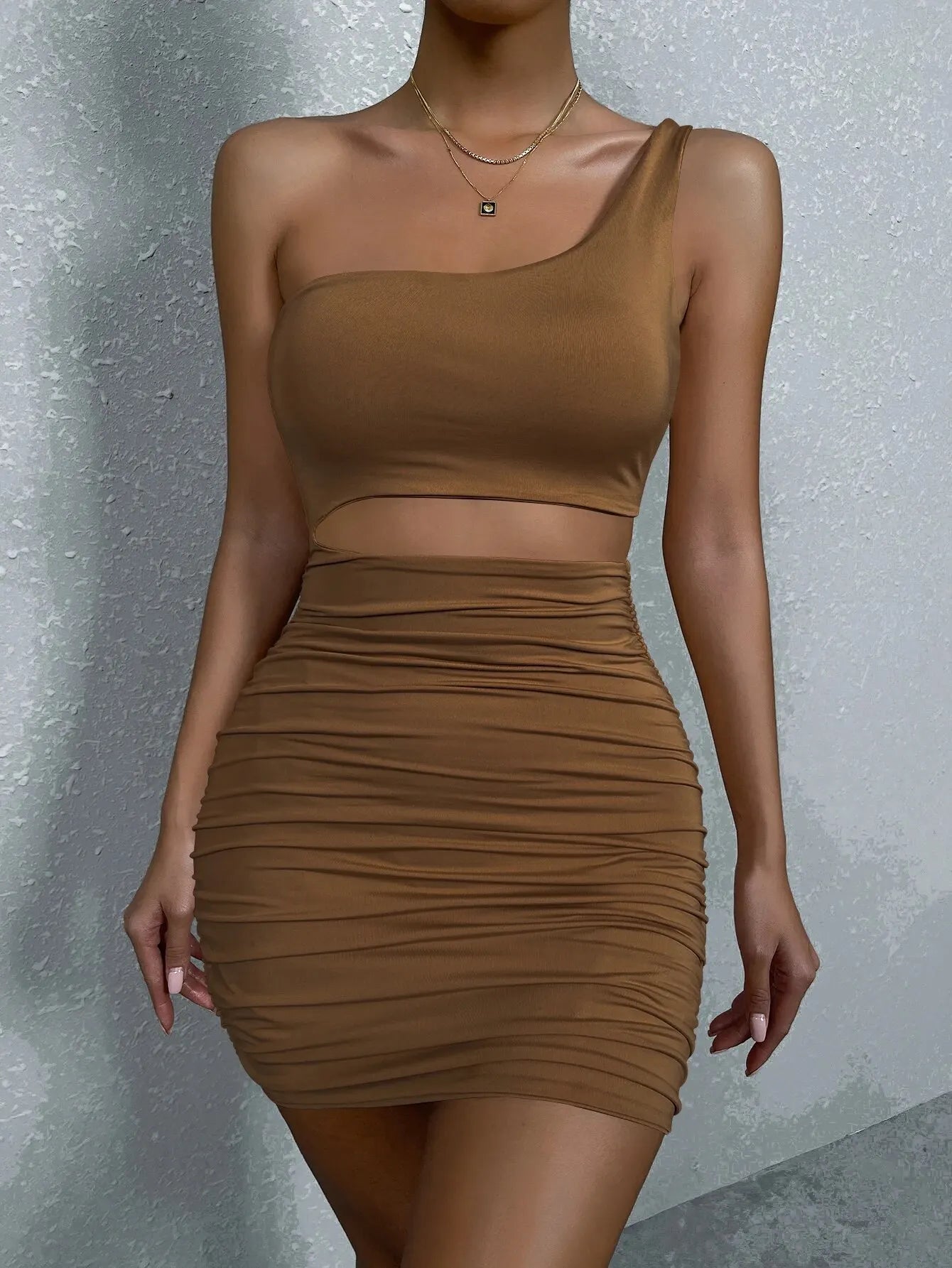 Sexy One Shoulder Backless Bodycon Mini Dress Women's Waist Hollow Out Tight Pleated Wrapping Skirt