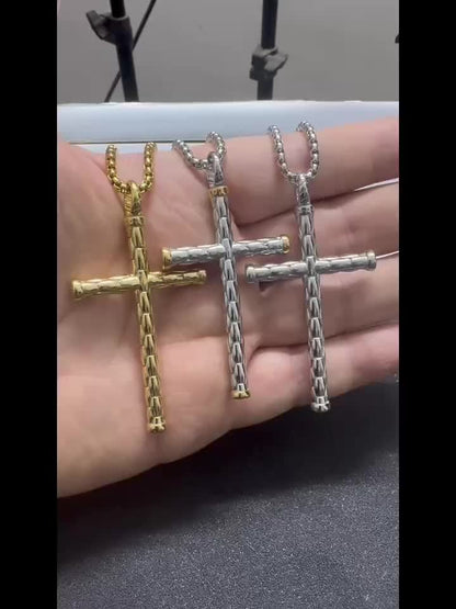 1pc Men's Religious Cross Pendant Choker Necklace - Stainless Steel Chain - Golden/Silvery Color