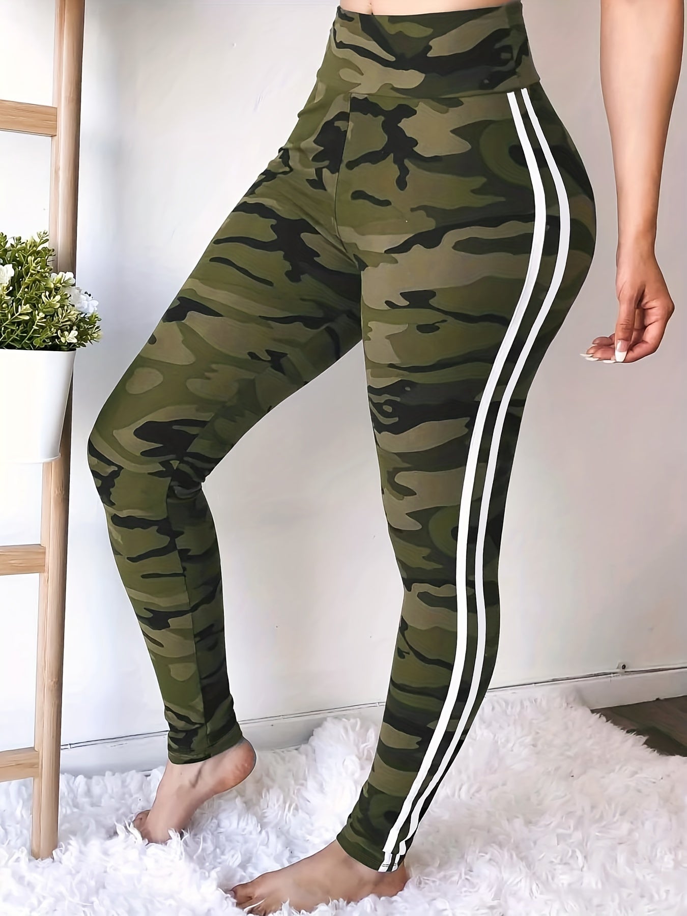 Plus Size High Waisted Camo Print Sports Leggings